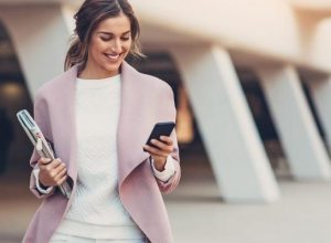 MUJERES QUE ATRAEN LA MIRADA DE HOMBRES